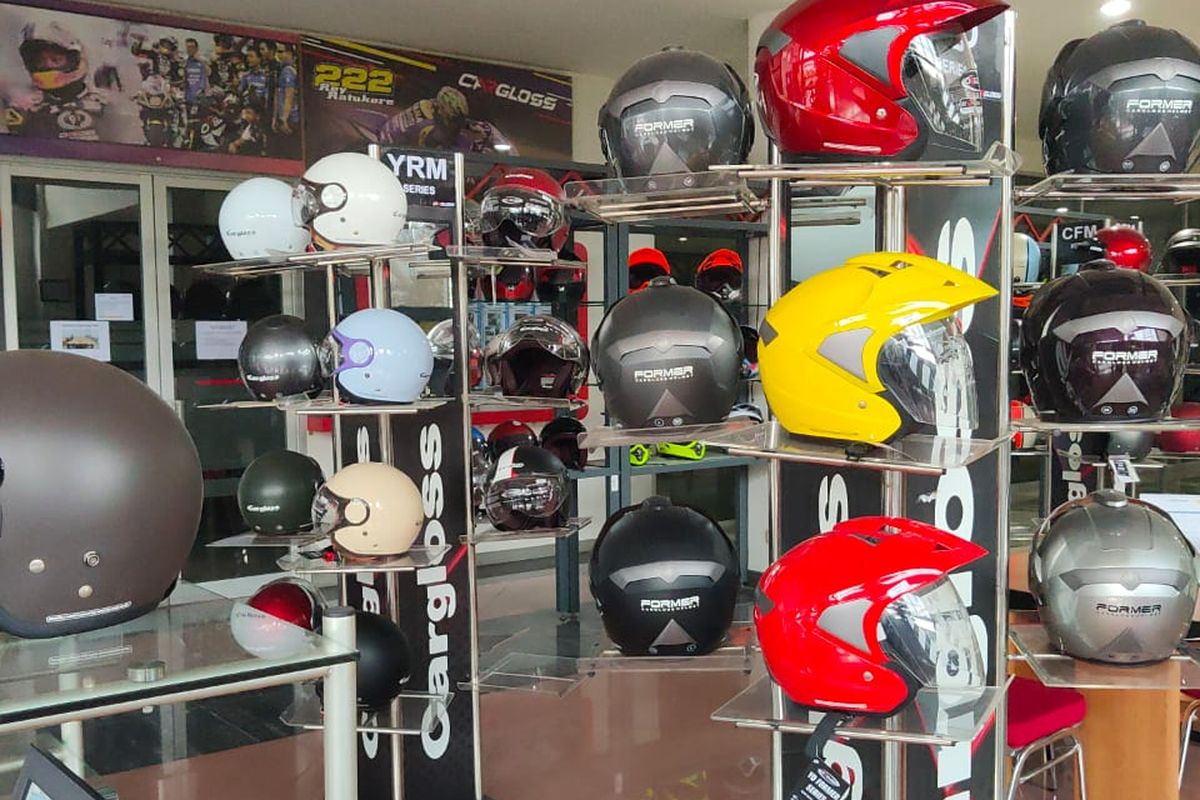 harga helm cargloss kw